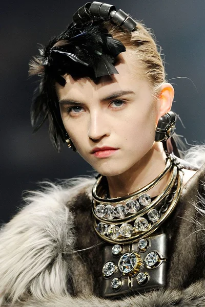 Look 85